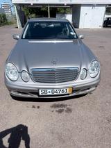 Mercedes-Benz Mercedes E320 sehr gute Zustand - Mercedes-Benz E 320 in Saarbrücken
