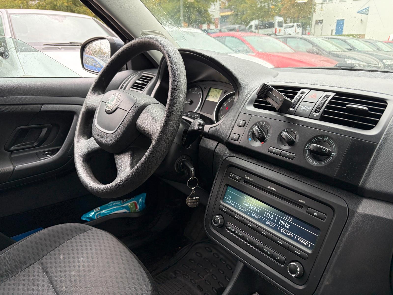 Skoda Fabia 2012 — photo 8