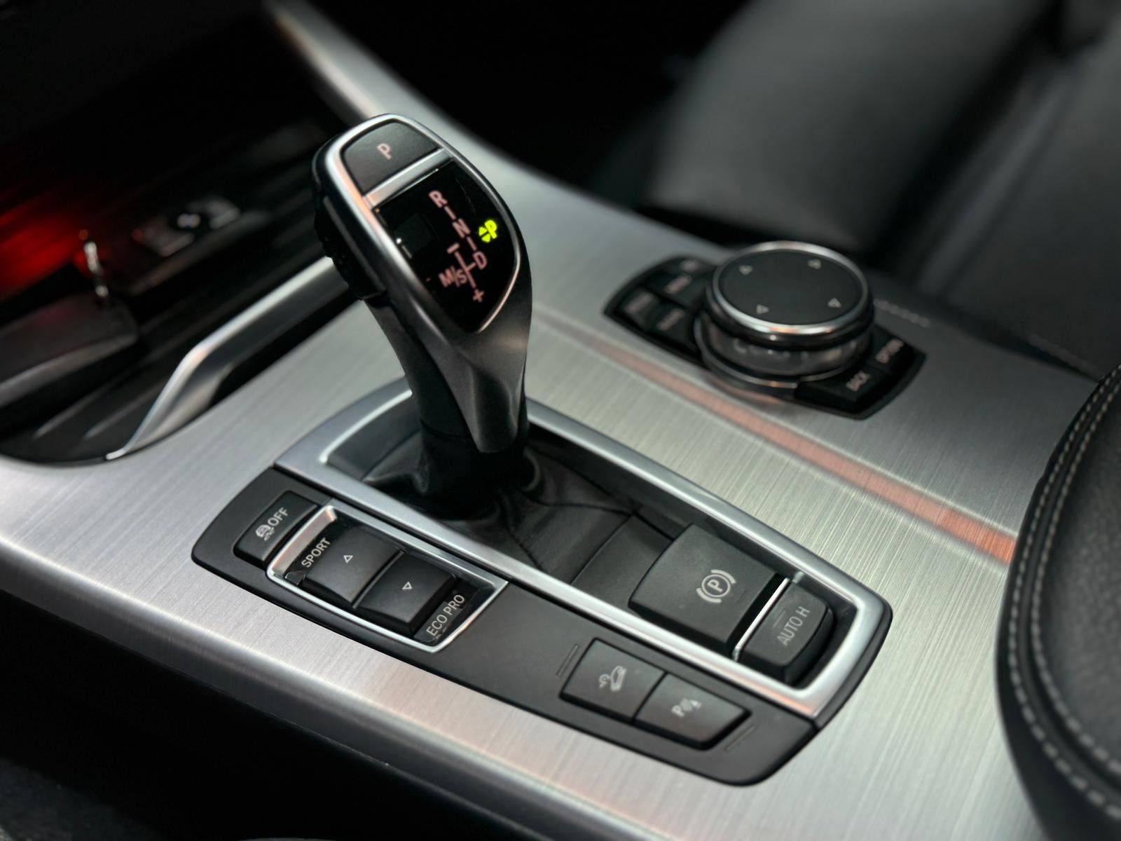 Fahrzeugabbildung BMW X4 xDrive 35I|PANO|MEMORY