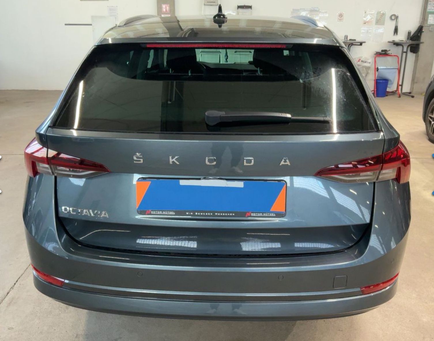 Fahrzeugabbildung SKODA Octavia Combi First Edition/ unfallfrei