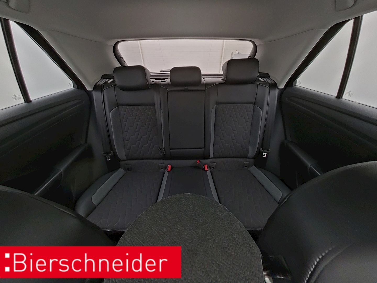 Volkswagen T-Roc - Bild 17