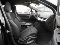 BMW 218 Active Tourer - Vorschau Bild 3