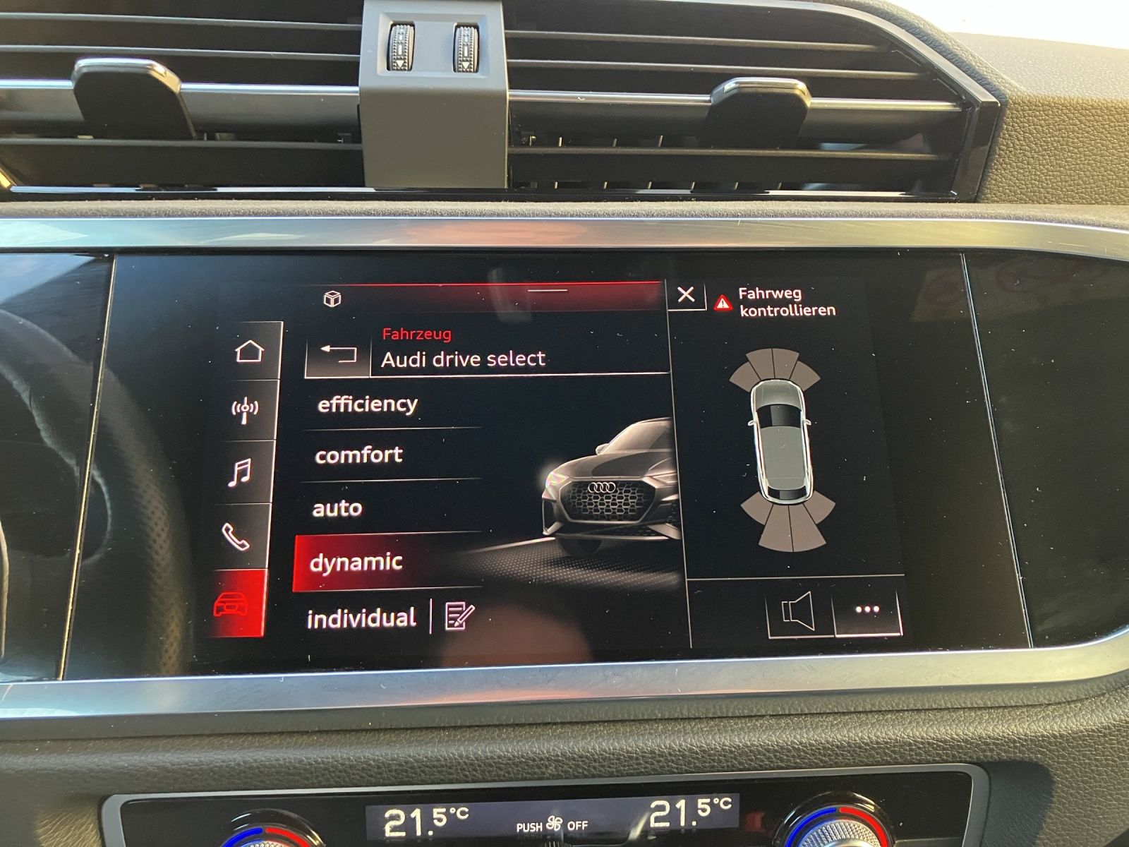 Fahrzeugabbildung Audi RS Q3 Sportback 2.5 TFSI quattro Matrix AHK AVC