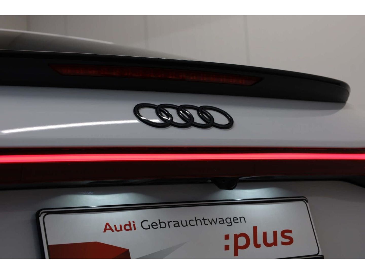 Audi SQ6 e-tron - Bild 12