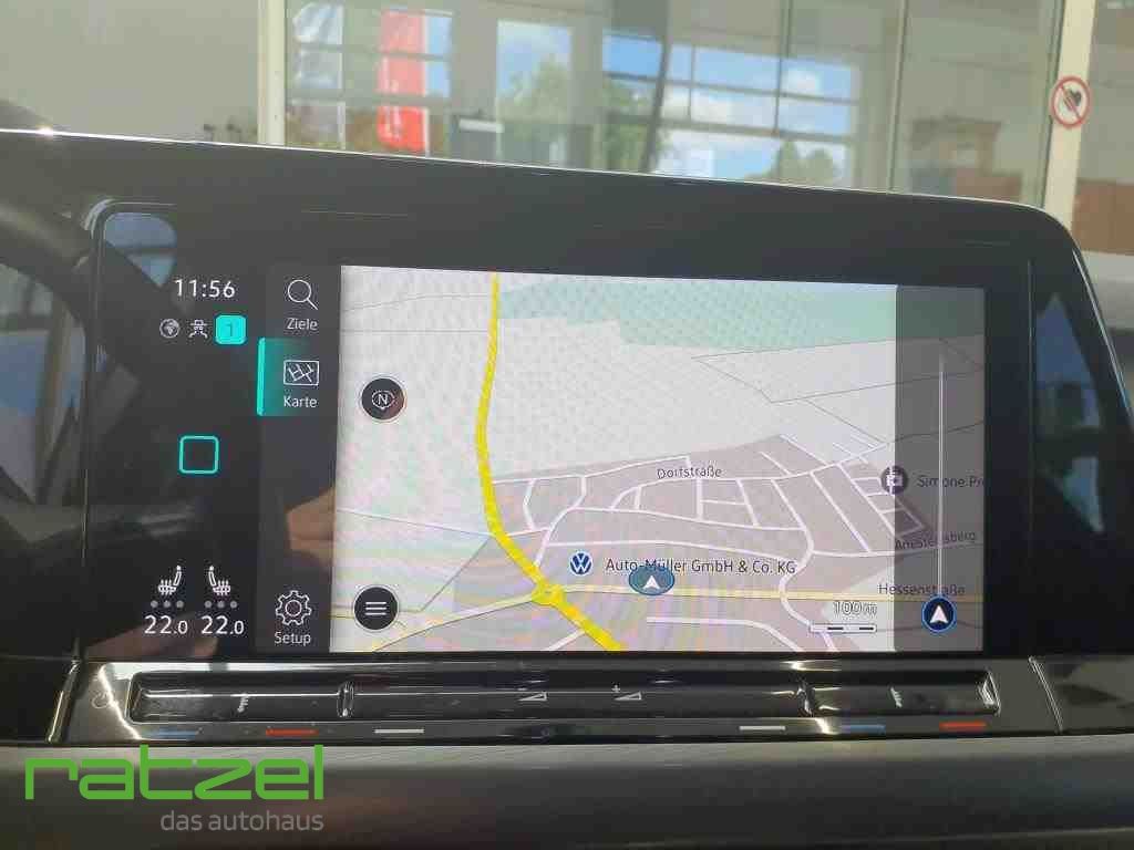 Fahrzeugabbildung Volkswagen Golf VIII Style 1.5 TSI Navi+ Digitales Cockpit