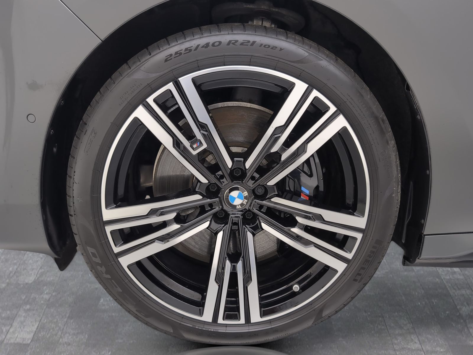 BMW i7 - Bild 17