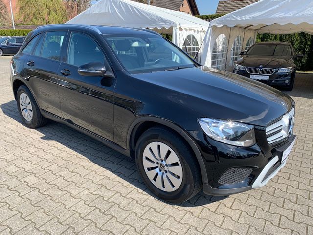 Fahrzeugabbildung Mercedes-Benz GLC 220 d d 4Matic+Navi+Kamera+Leder+Standh.+AHK