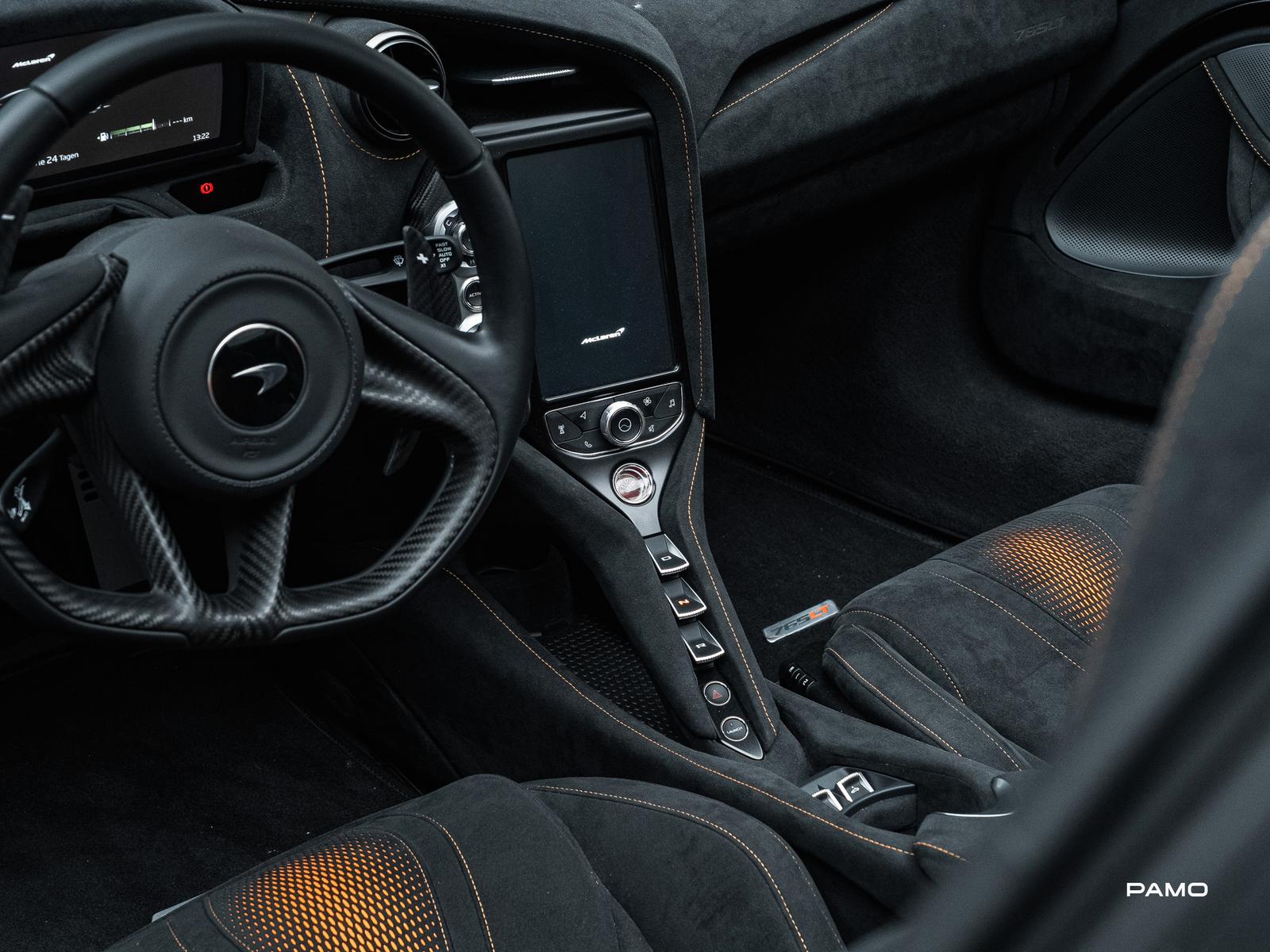 McLaren 765LT Spider | Lift, B&W, Warranty