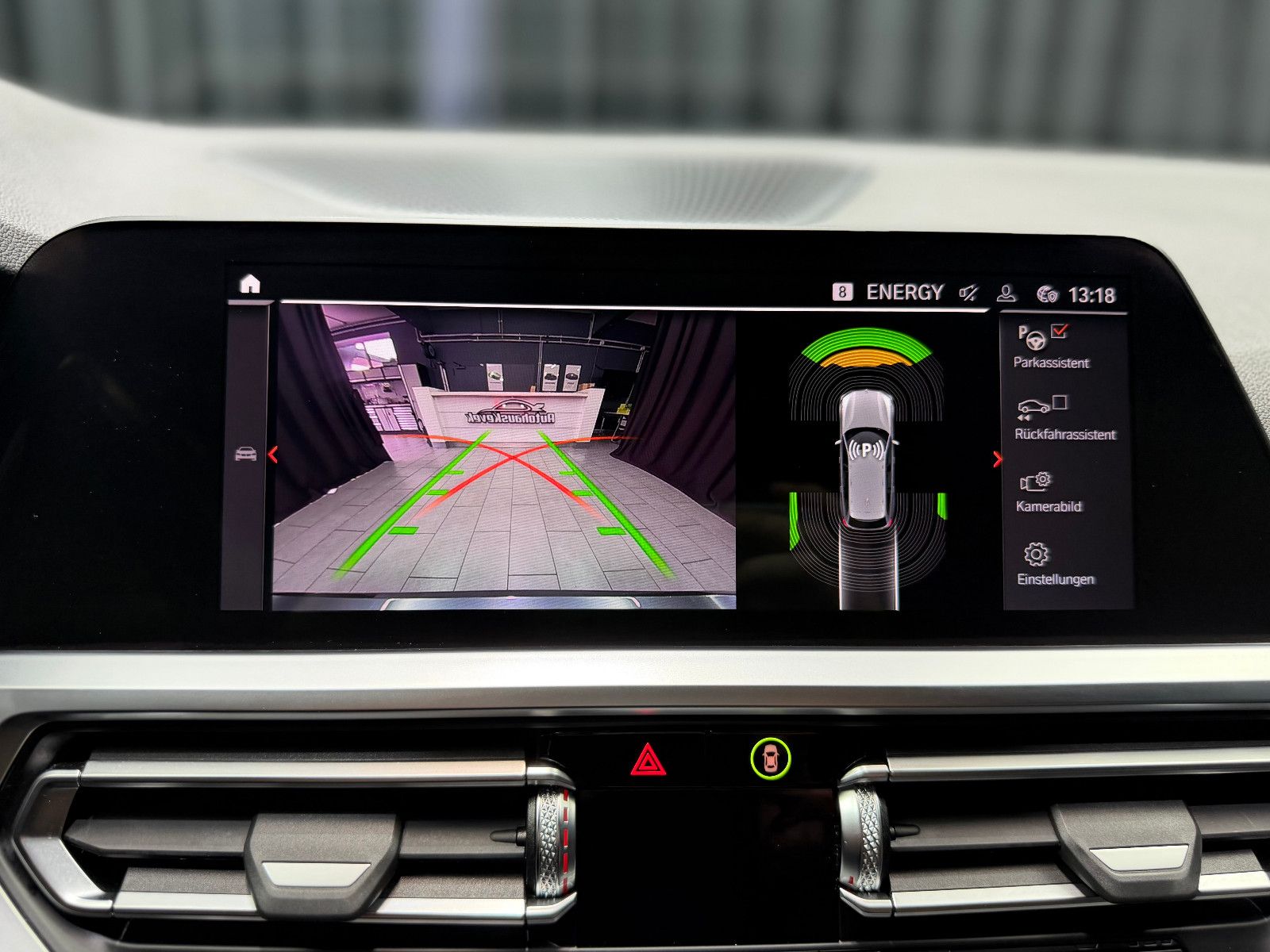 Fahrzeugabbildung BMW 320d Touring xDrive M Sport|HIFI|HuD|LEDER|KAMER