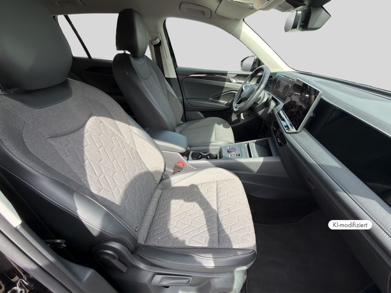 Volkswagen Tiguan Life 1.5 TSI DSG NAVI SHZ ACC ALU foto 4