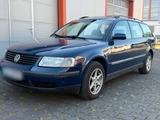 Volkswagen VW Passat 1.8 Benziner - Volkswagen Passat aus 2000: Kombi