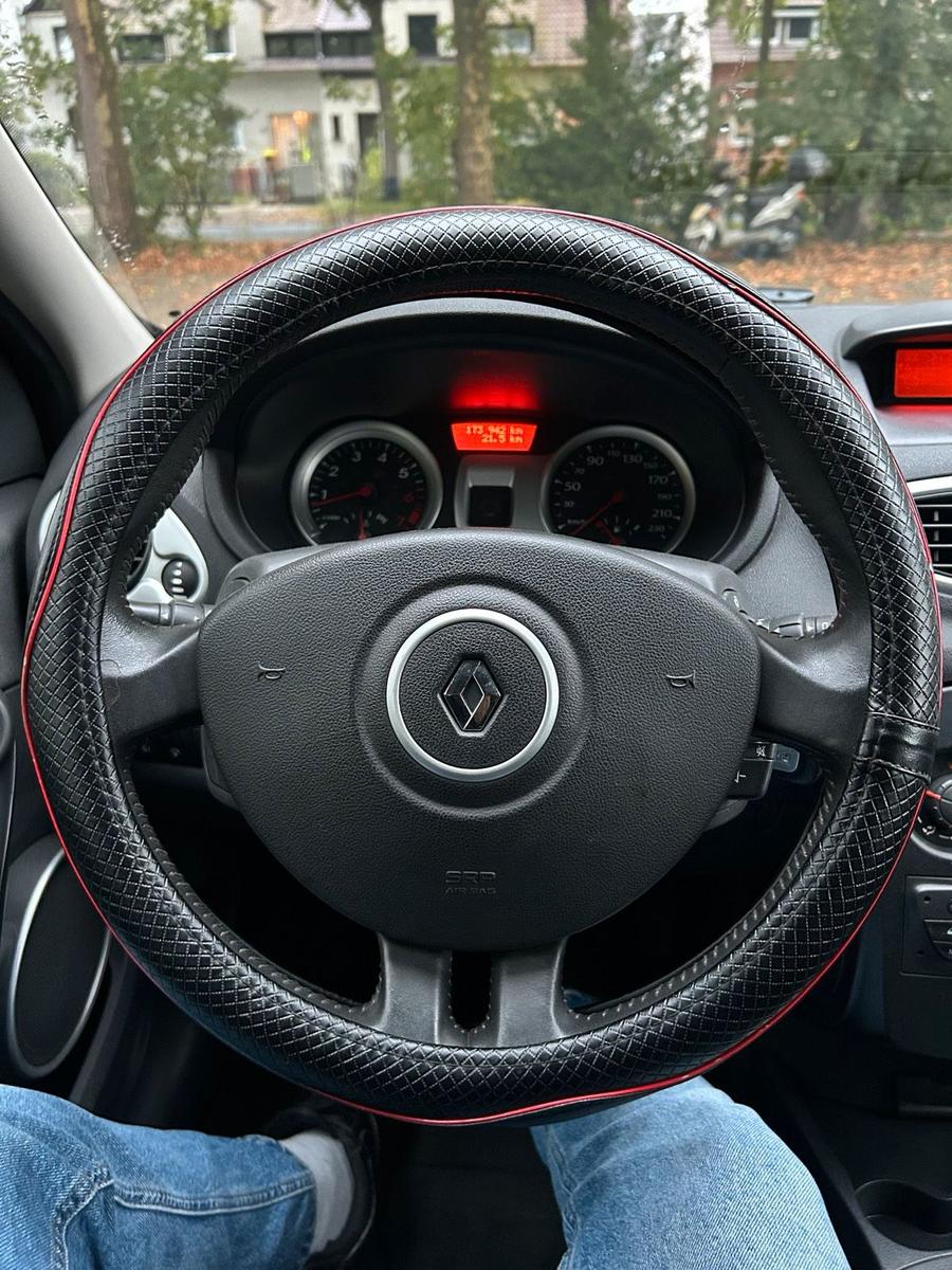 Renault Clio 2009 — photo 9