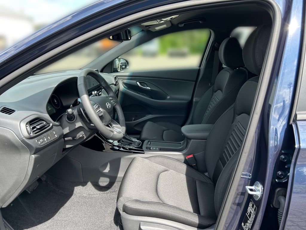 HYUNDAI i30 1.6 T-GDI Trend LED Navi USB Kamera PTS SHZ