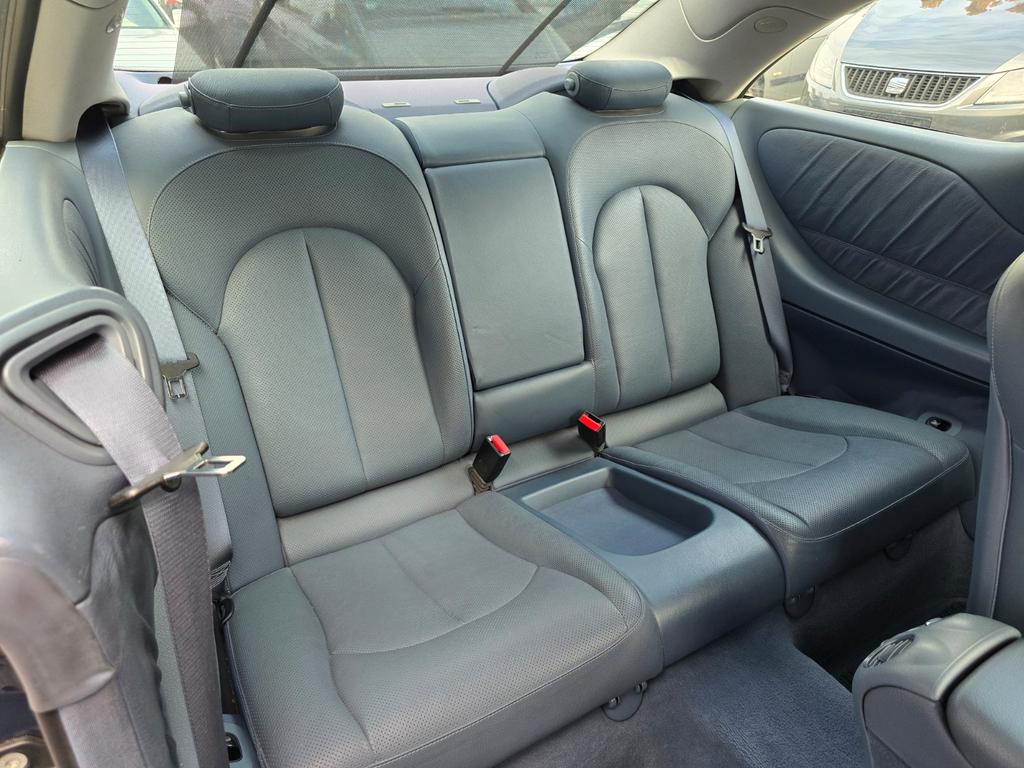 Mercedes-Benz CLK 320