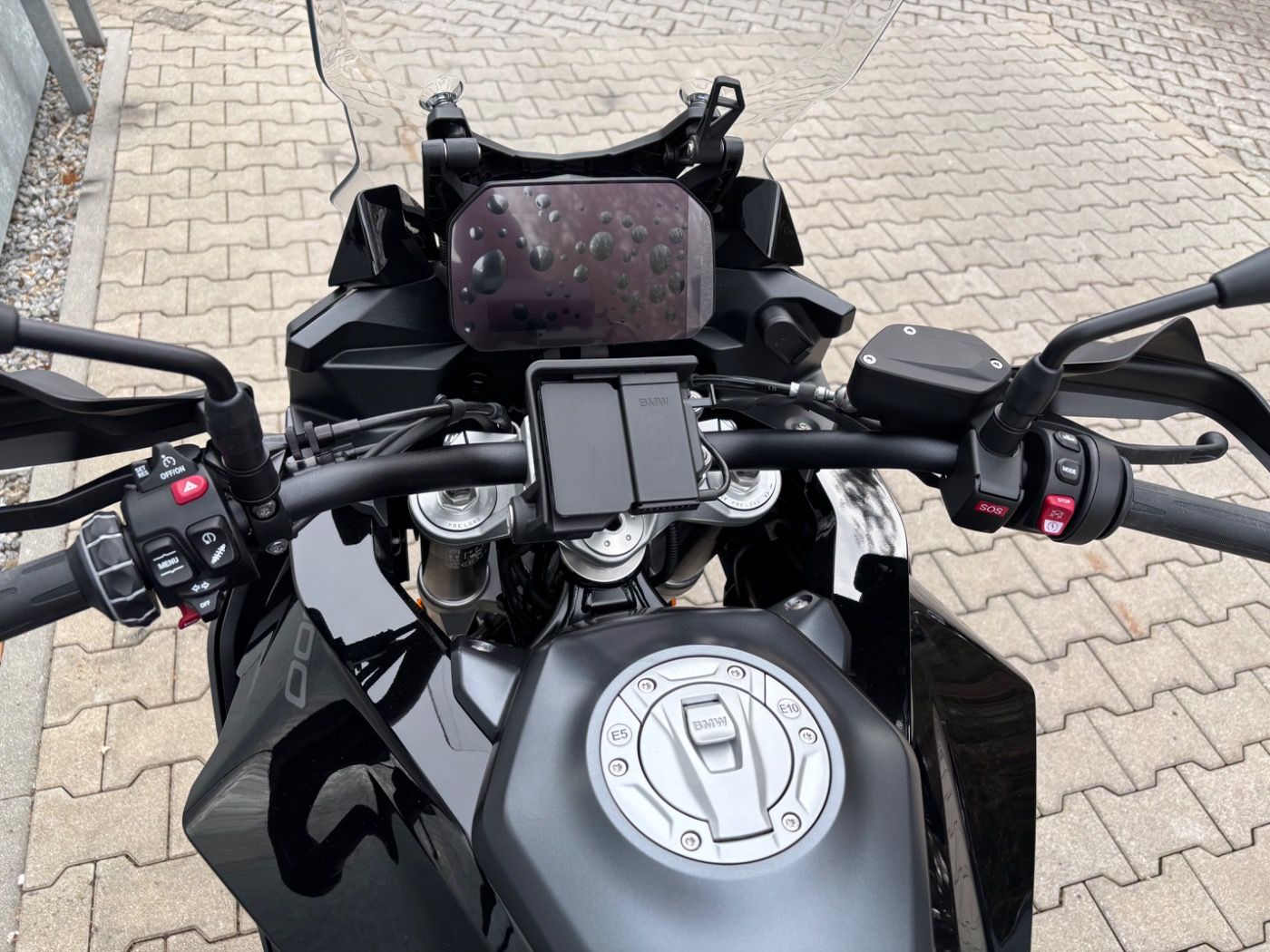 Fahrzeugabbildung BMW F 900 XR Triple Black