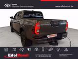 Toyota Hilux DOUBLE CAB 4x4 INVINCIBLE Heckschaden - Toyota Hilux Invincible Gebrauchtwagen
