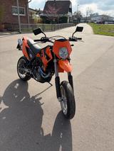 KTM LC4 640 Supermoto - KTM LC4