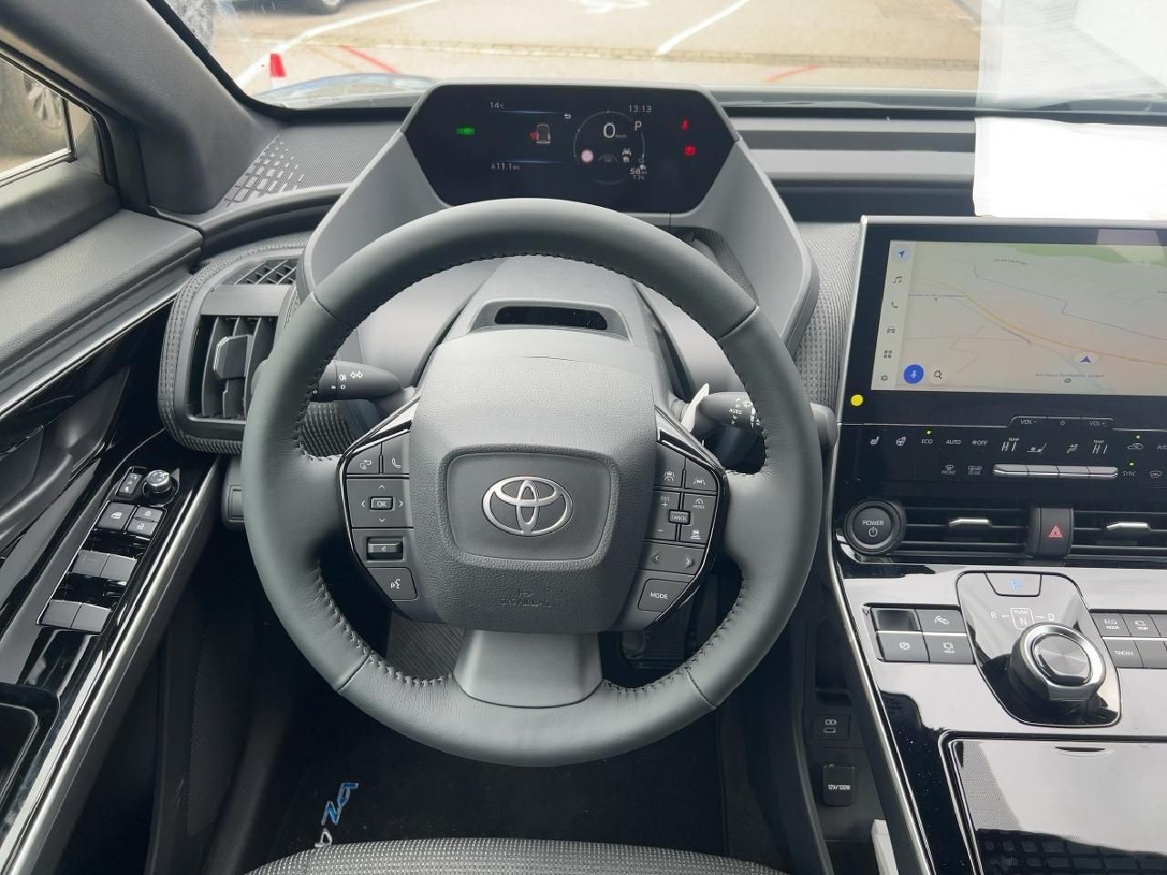Fahrzeugabbildung Toyota bZ4X FWD Teamplayer 150kW