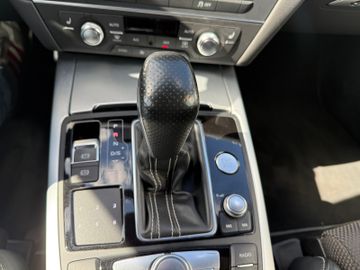 Audi A6 Avant 3.0 TDI quattro+S-Line+Xenon+Navi+e.HKL