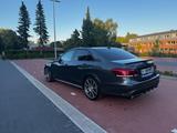 Mercedes-Benz E 63 AMG 4MATIC AMG 360/massage/schiebed./Drist+ - gebrauchte Mercedes-Benz E 63 AMG aus dem Jahr 2015