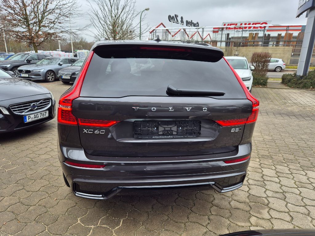 Fahrzeugabbildung Volvo XC60 B5 B AWD Plus Dark+BusinessPak.+AHZV+