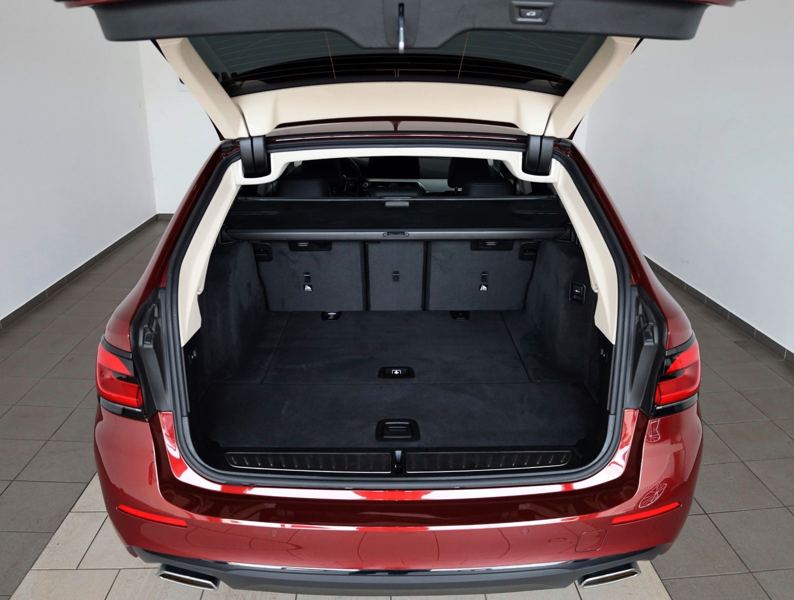 Fahrzeugabbildung BMW 520 d xDrive,Leder,Navi,LED,Kamera,Standhz.+WR