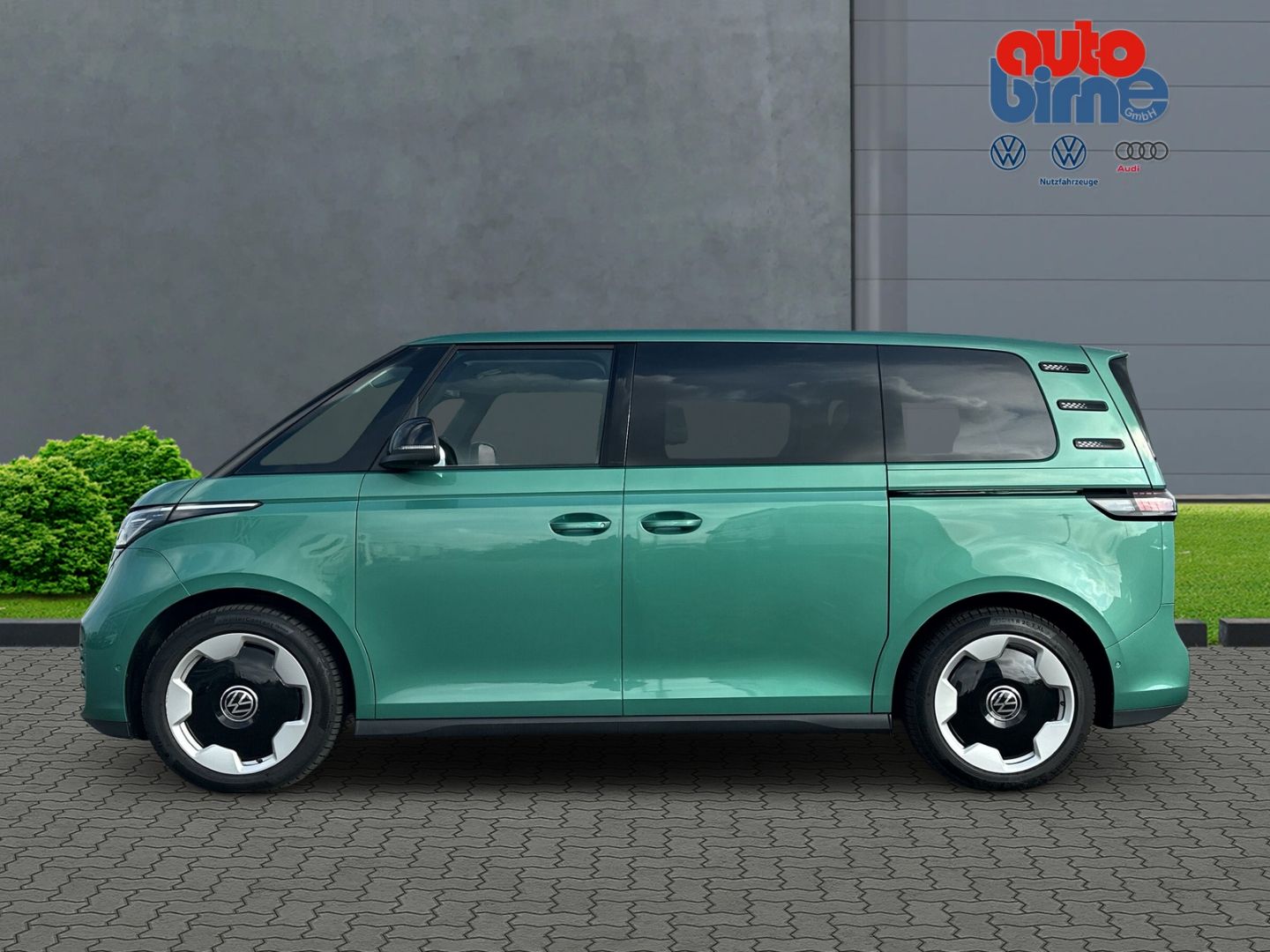 ID. Buzz Pro 150KW AHK Navi Memory Sitze 360 Kam