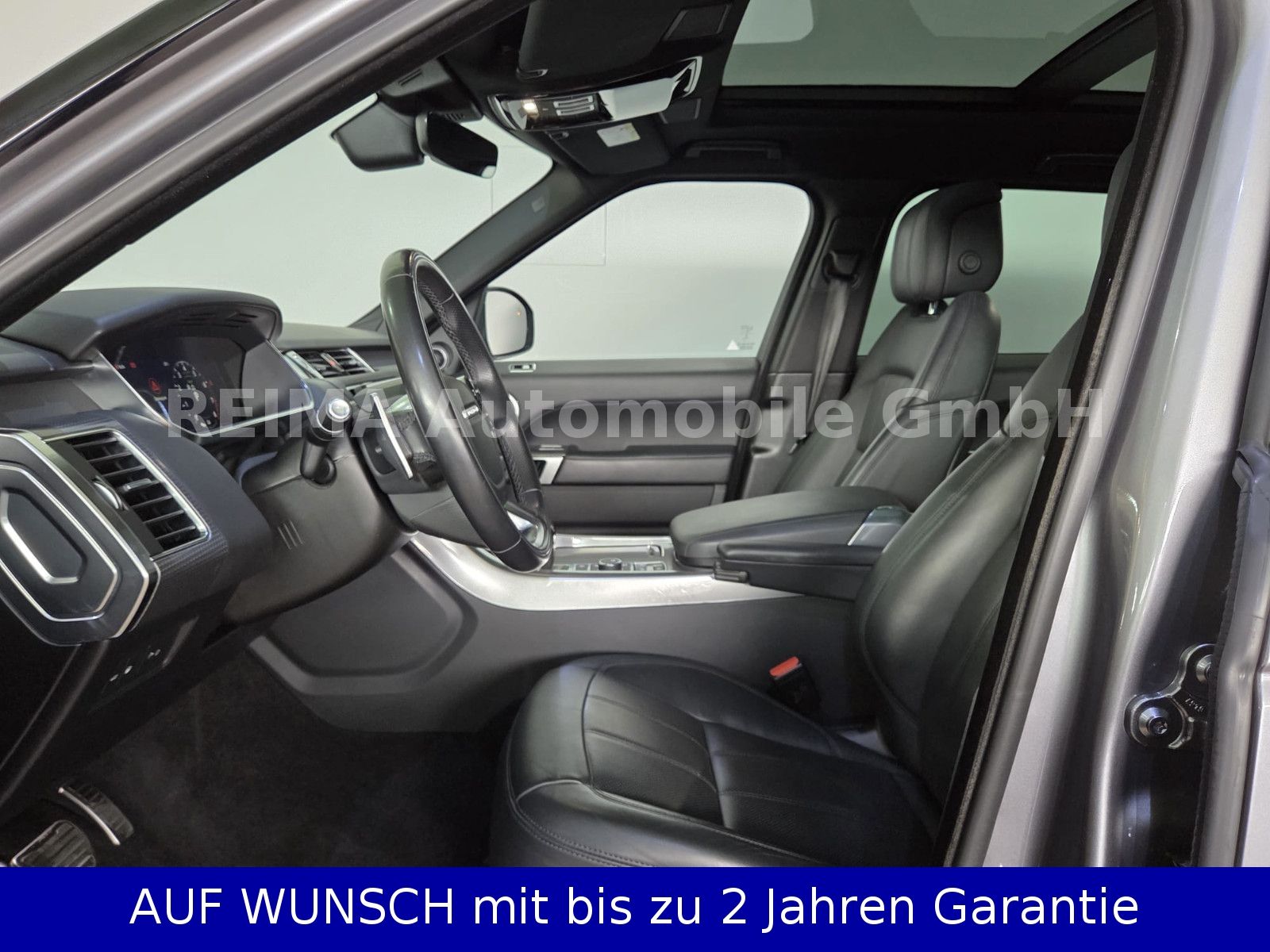 Fahrzeugabbildung Land Rover Range Rover Sport HSE P 400E Hybrid, Matrix