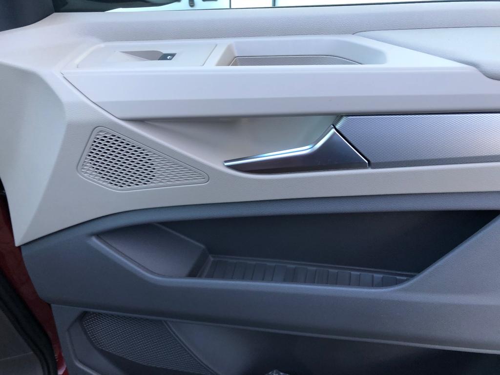 Volkswagen T7 California