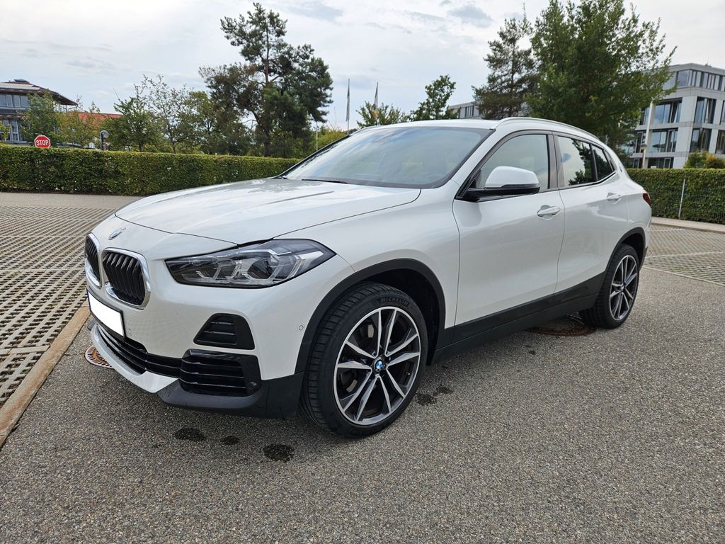 Image of BMW X2