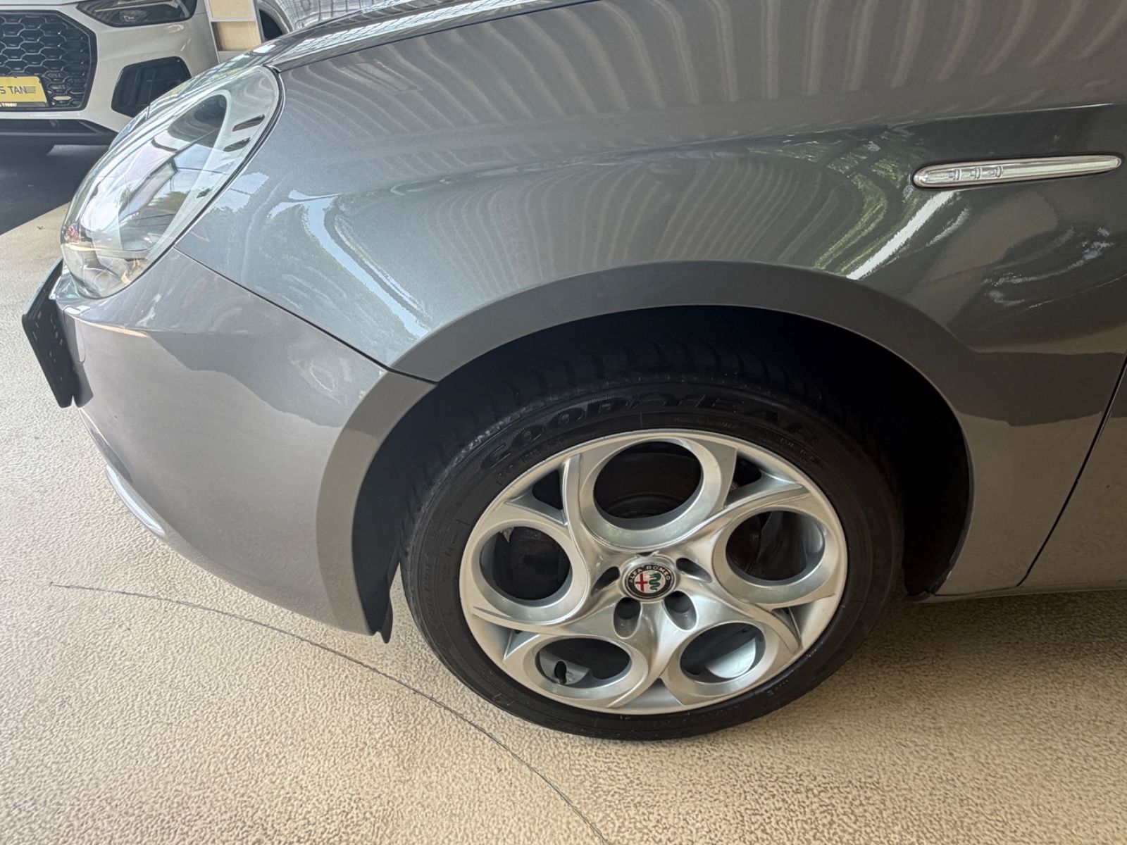 Fahrzeugabbildung Alfa Romeo Giulietta Super *RÜCKFAHRKAMERA*