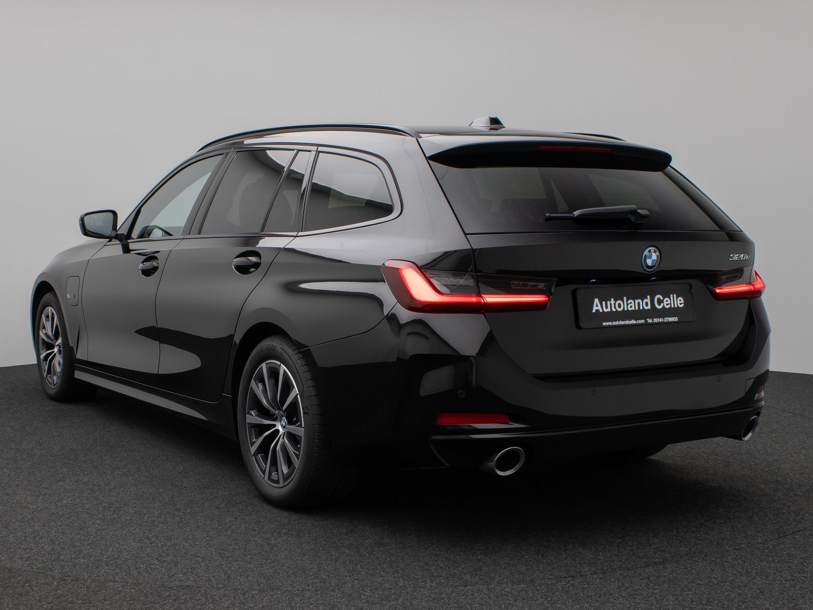 Fahrzeugabbildung BMW 320e DAB Widscreen Lordos Geschwindigkeitsreg
