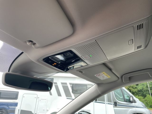 Skoda Octavia Combi IV 2.0 TDI DSG Style *STHZ*MATRIX*