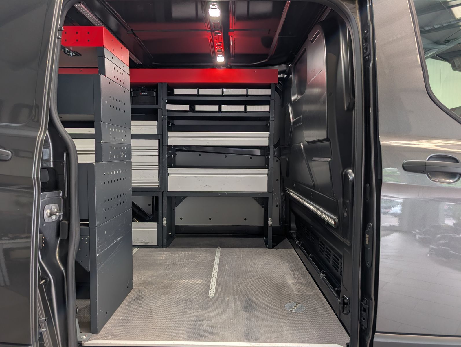 Fahrzeugabbildung Ford Transit Custom 280 L1 Trend Regal LED KAMERA ACC