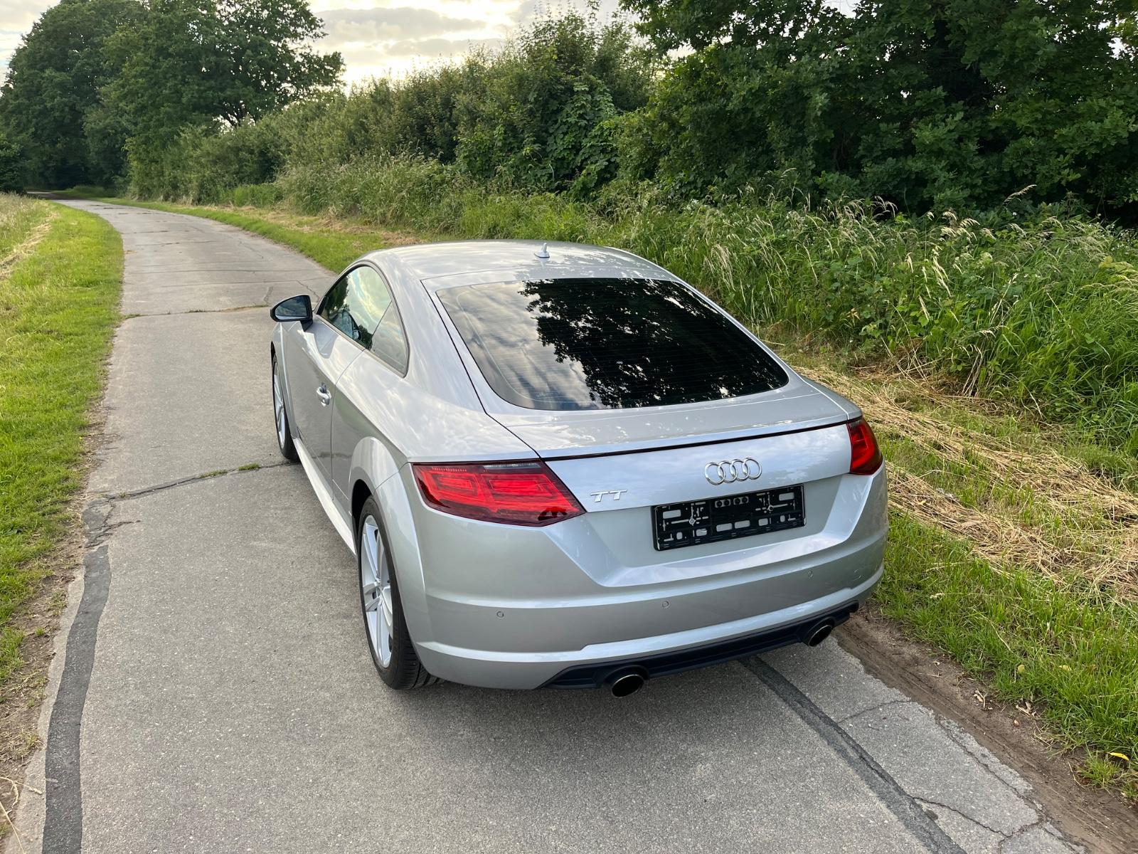 Audi TT Coupe 1.8 TFSI -Digi Tacho top