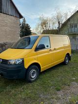 Volkswagen T5 Transporter für Camper Ausbau vorbereitet - Volkswagen T5: Ausbau