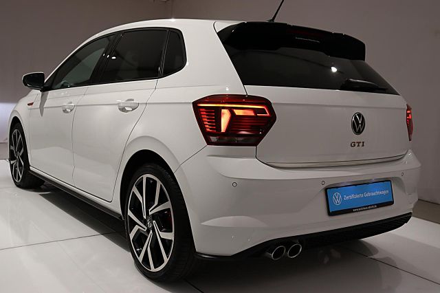 Polo GTI 2.0 TSI DSG NAVI PANO SHZ ACC SPORTFW