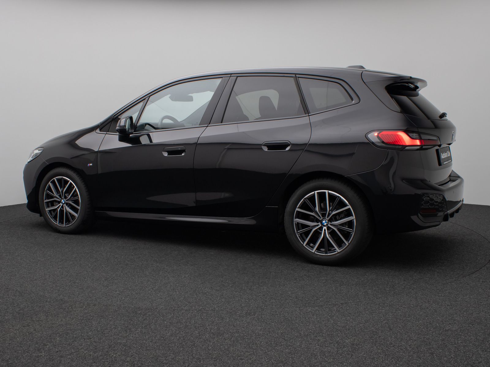 Fahrzeugabbildung BMW 218d Active Tourer M Sport 360°ACC H/K DAB HUD