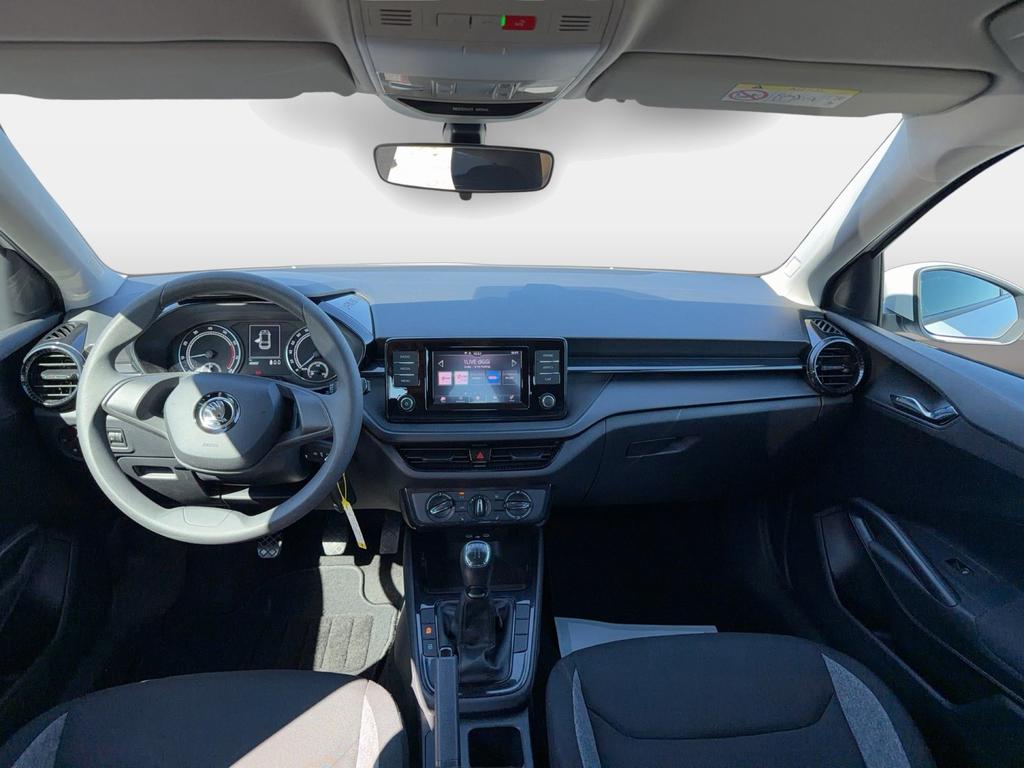 Skoda Fabia 2022 г. Белый, пробег 40996 км