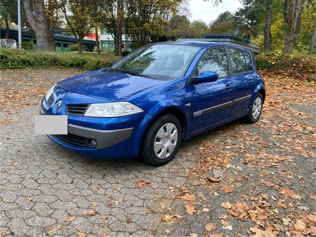 Renault Megane 1.6 TÜV 09 /26