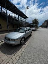 Audi A4 1.8 1997 - Audi A4 aus 1997: Kombi