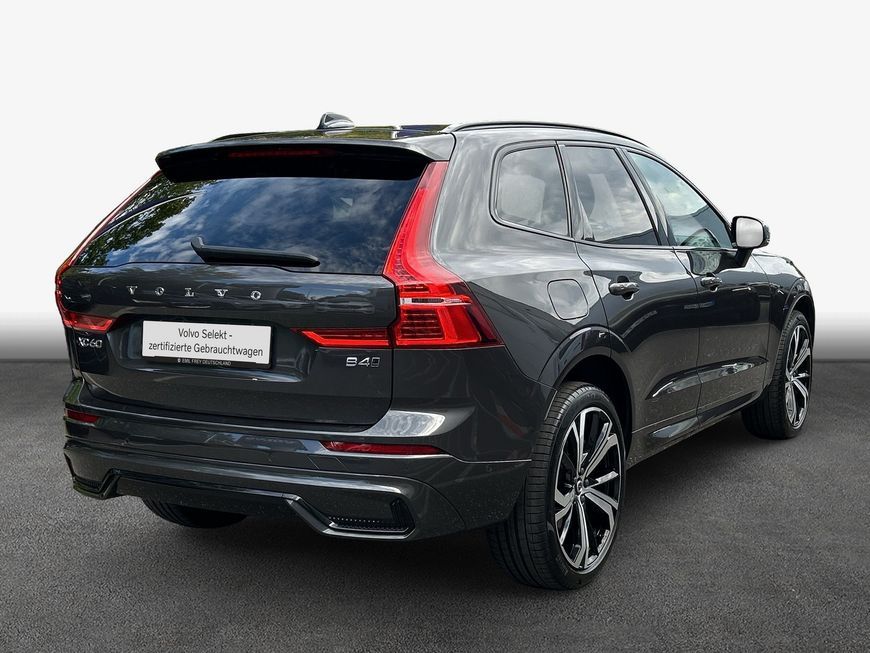 Volvo XC60 B4 D AWD Ultimate Dark foto 4