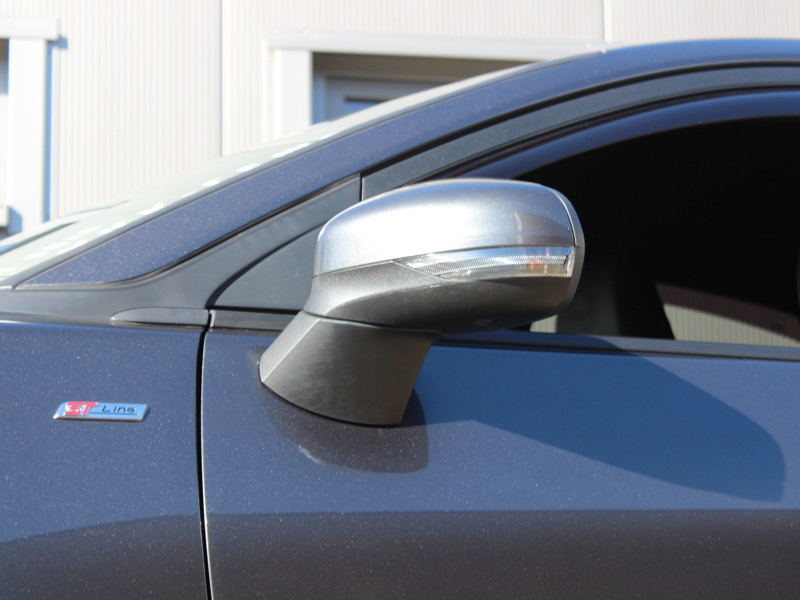 Fahrzeugabbildung Ford Puma ST-Line X 1,0 EcoBoost Mild Hybrid