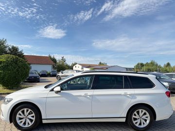 Volkswagen Passat Variant - 2