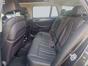 BMW 520 - 12