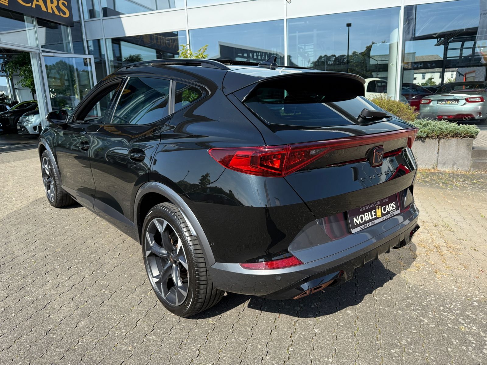 Fahrzeugabbildung CUPRA Formentor VZ e-Hybrid PANO LED NAVI ALU