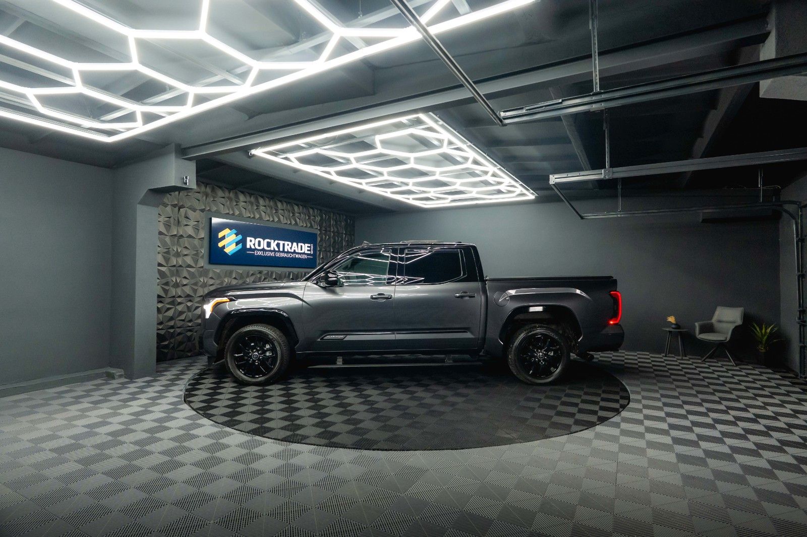 Fahrzeugabbildung Toyota Tundra PLATINUM 3.4L V6 4x4 *100%Options*19%VAT*