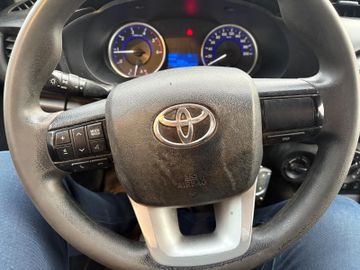 Toyota Hilux - 7