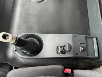 Fahrzeugabbildung MAN L2000 Pritsche + Kran 1 Hand Scheckheft