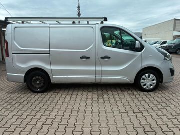 Opel Vivaro - 5